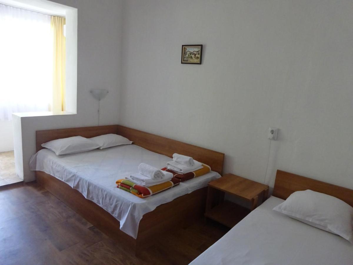 Hotel Hris Chernomorets Esterno foto