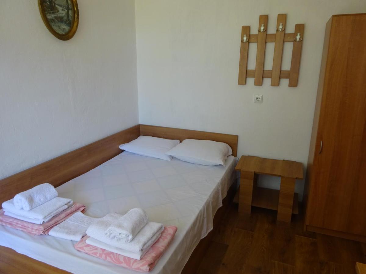 Hotel Hris Chernomorets Esterno foto