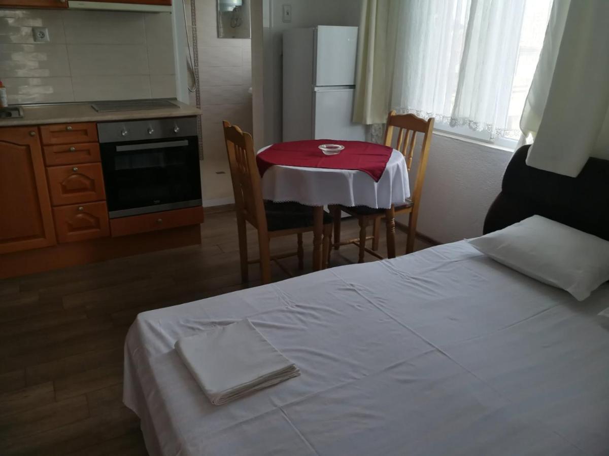 Hotel Hris Chernomorets Esterno foto