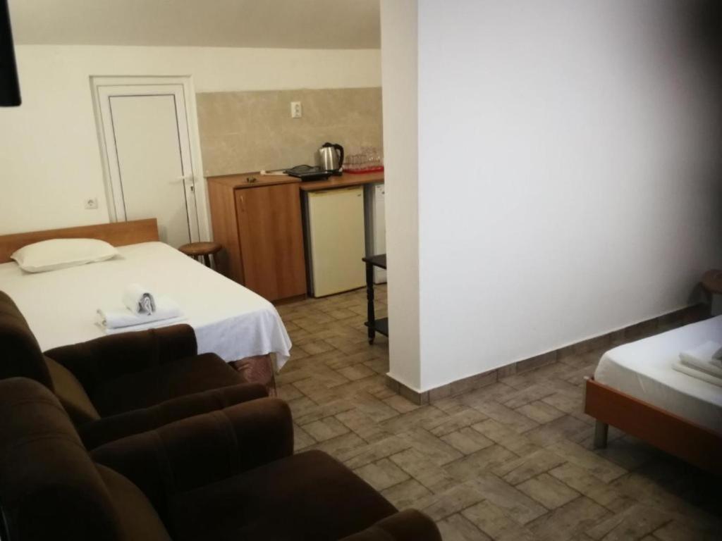Hotel Hris Chernomorets Esterno foto