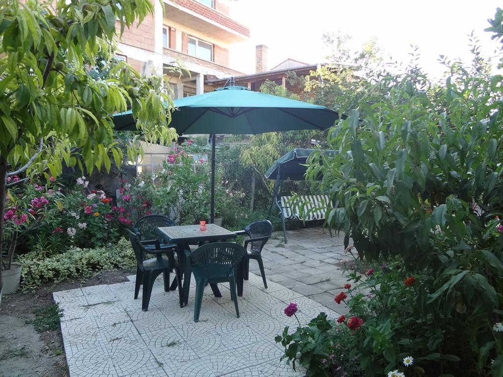 Hotel Hris Chernomorets Esterno foto