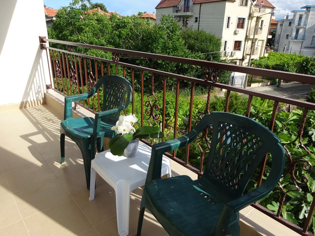 Hotel Hris Chernomorets Esterno foto